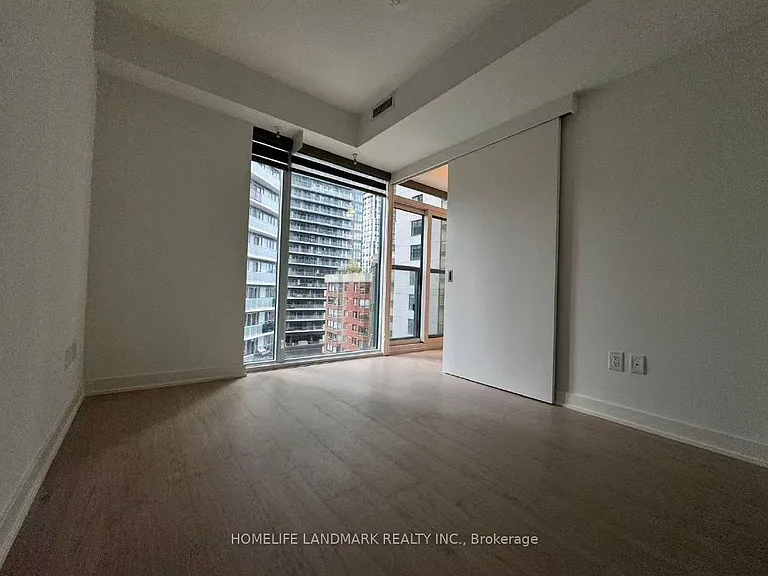 65 Mutual St #1307 — Photo 10