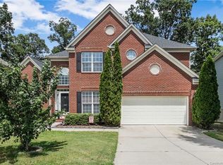9818 Edinburgh Ln, Charlotte, NC 28269