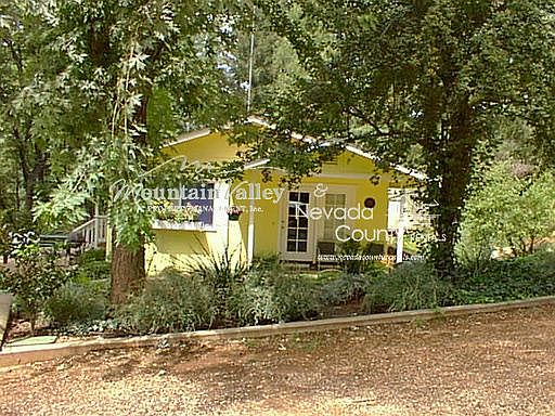4th image of 10490 Kenwood Dr