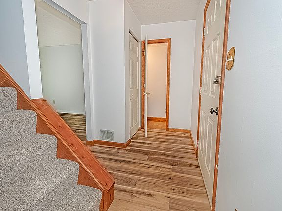 5th image of 2551 Cole Rd
