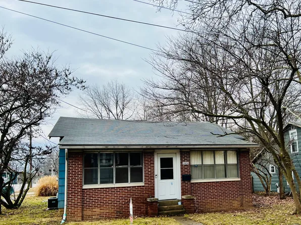 2424 W Godman Ave, Muncie, IN 47303