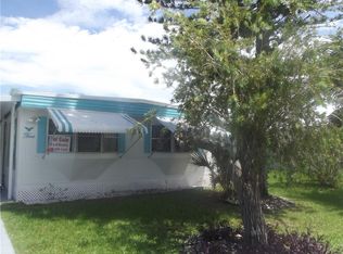 5 Golf Dr, Port Saint Lucie, FL 34952