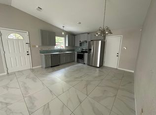 208 Tampico St, San Marcos, TX 78666