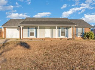 7883 Atmore Dr, Fayetteville, NC 28314