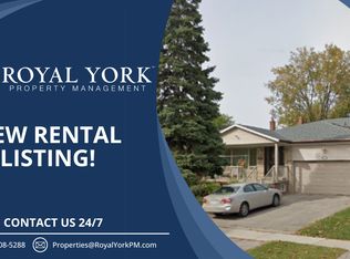 22 Crossen Dr #2, Toronto, ON M2M 1N8