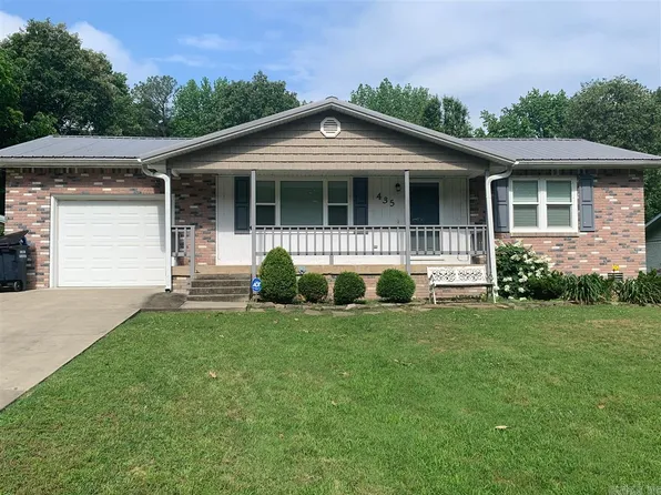 435 Foster Ave, Piggott, AR 72454