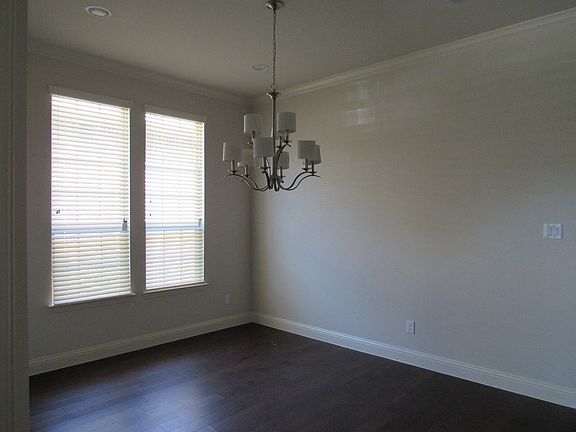 5th image of 5609 Datewood Ln