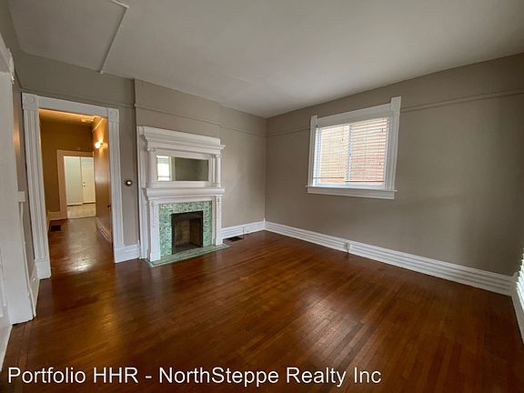 3rd image of 1445 Worthington St #2878210
