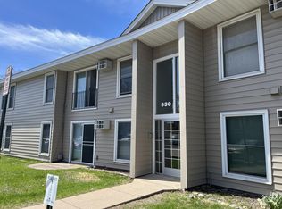 930 6th St S APT 8-1, Hopkins, MN 55343