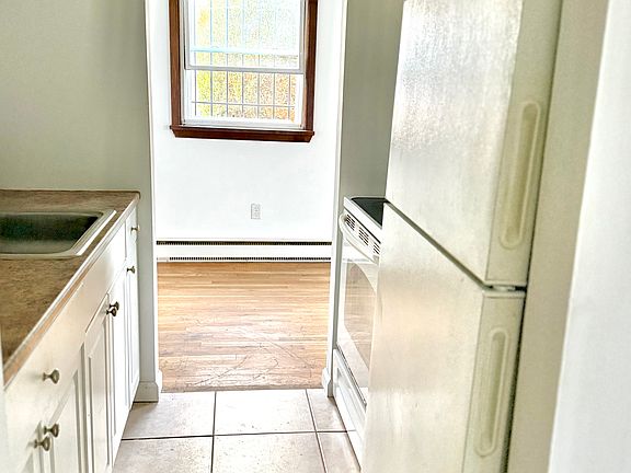 kitchen to dining area