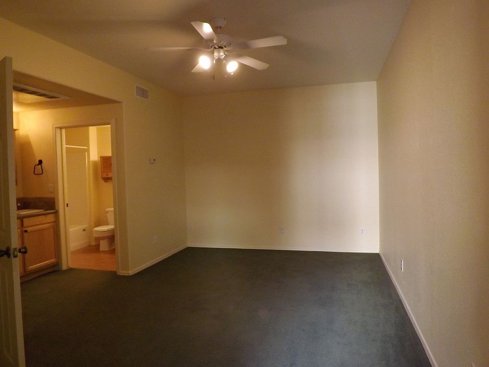 1st image of 16545 E Gunsight Dr Unit 121B