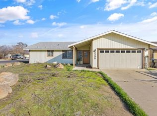 3308 S Terrace Ct, Visalia, CA 93277