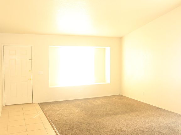 3rd image of 2743 Raven Dr