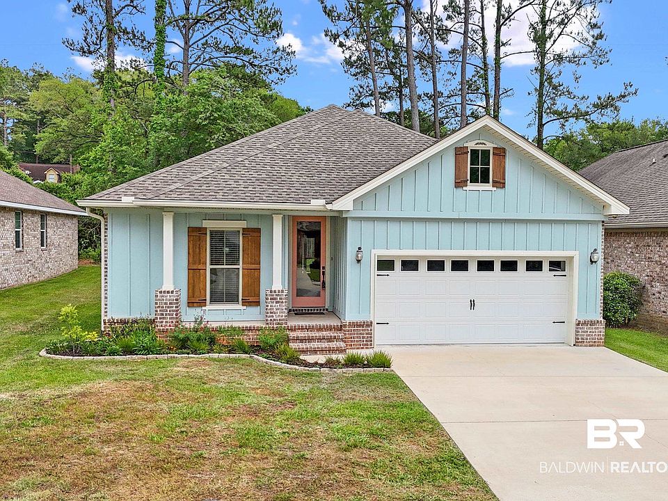 1st image of 510 Rolling Hill Cir