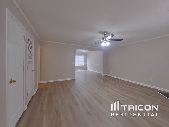 2nd image of 322 Coral Cir