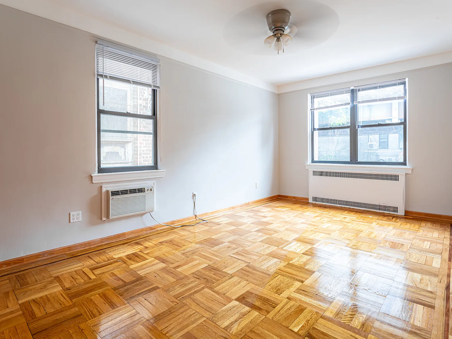 180 Brighton 11th Street — Photo 3