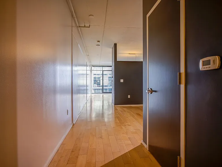 1100 S Hope St #803 — Photo 14