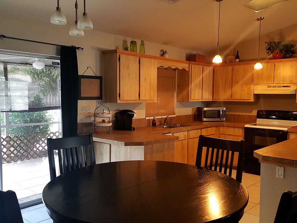 1st image of 3316 SW 11th Ave