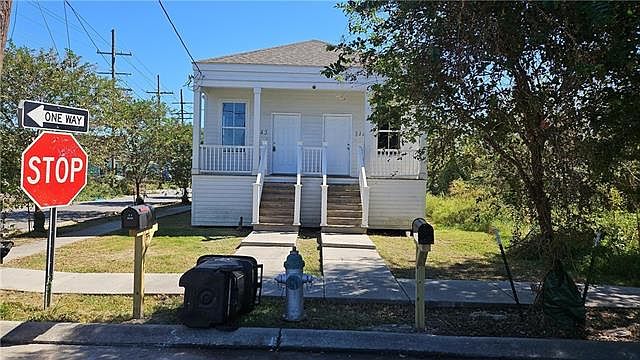 1st image of 3143 Piety St