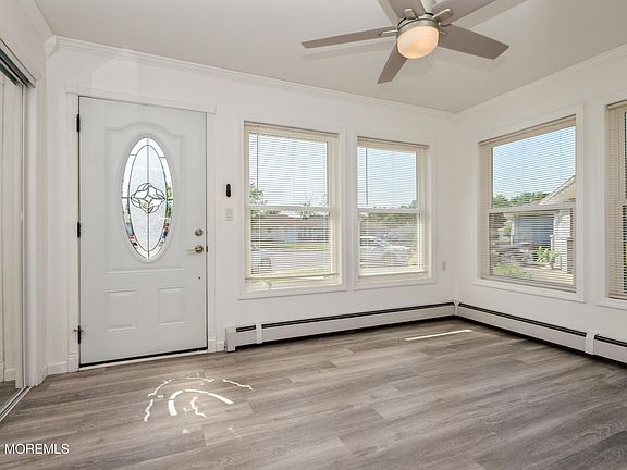 2nd image of 11 Saint Pierri Ct