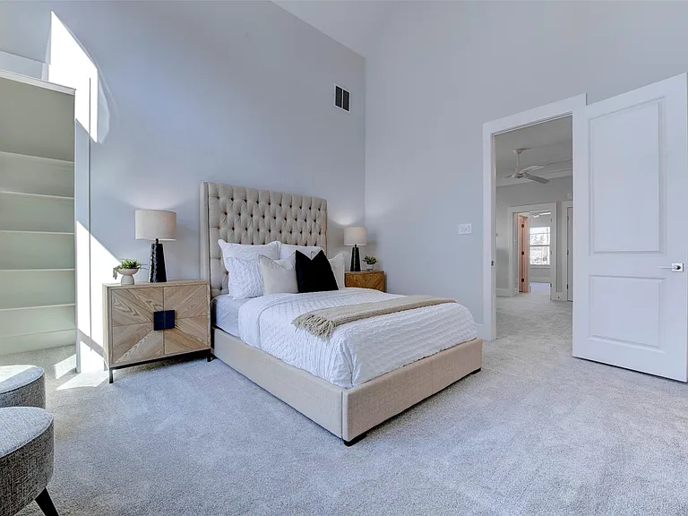 5138 Rosslyn Rd — Photo 12