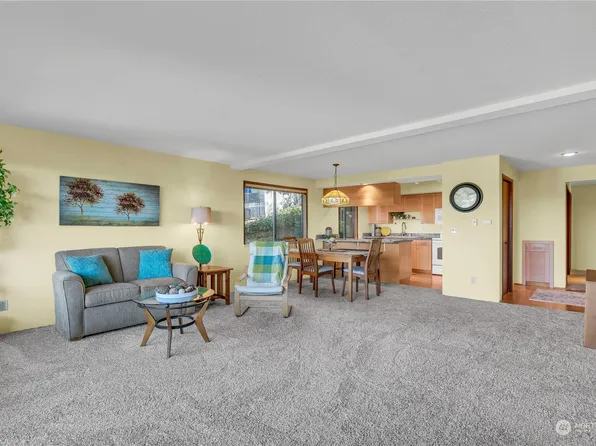 317 Kennebeck Avenue S #101, Kent, WA 98030
