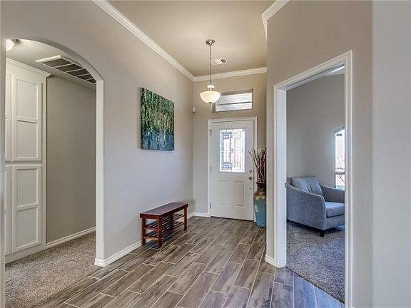 4th image of 9252 SW 48th Ter