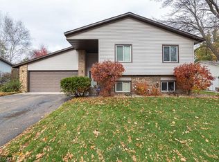 9794 107th Ave N, Maple Grove, MN 55369