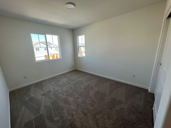 5th image of 1379 Primitivo Ln