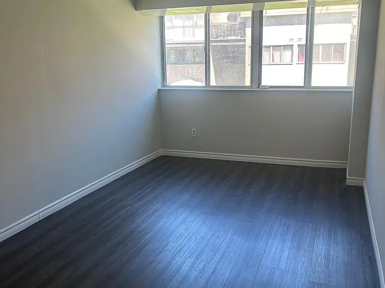 2095 Roche Ct #146 — Photo 16