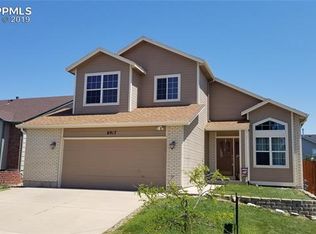 6917 Grand Prairie Dr, Colorado Springs, CO 80923