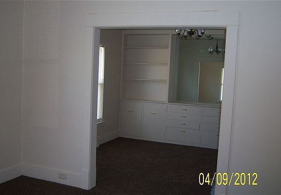 Tamarack dining room