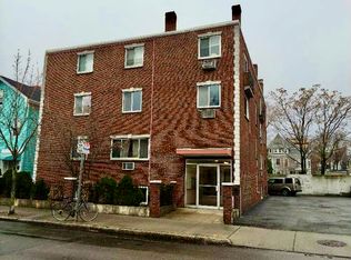 135 Inman St APT 7, Cambridge, MA 02139