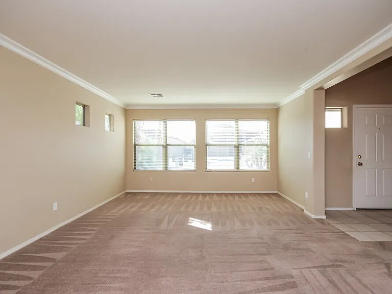 3130 E Cowboy Cove Trl — Photo 4