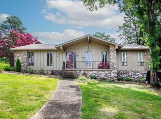 29 Coachlight Dr, Little Rock, AR 72227