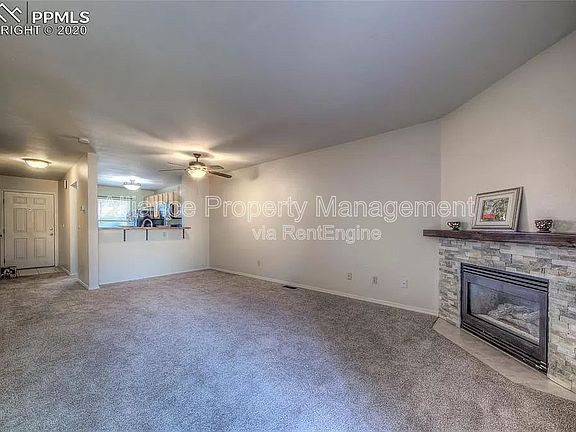 4th image of 973 Brant Hollow Ct