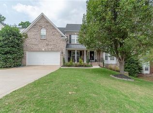 209 Flowering Grove Ln, Mooresville, NC 28115