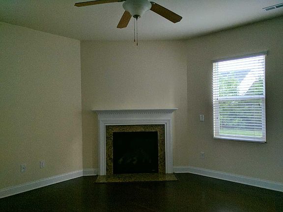 3rd image of 3519 Deborah Dr