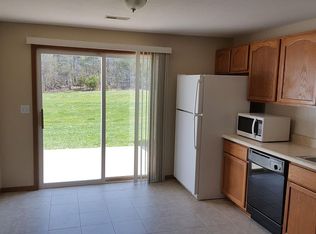 1050 Arlington Way, Warrenton, MO 63383