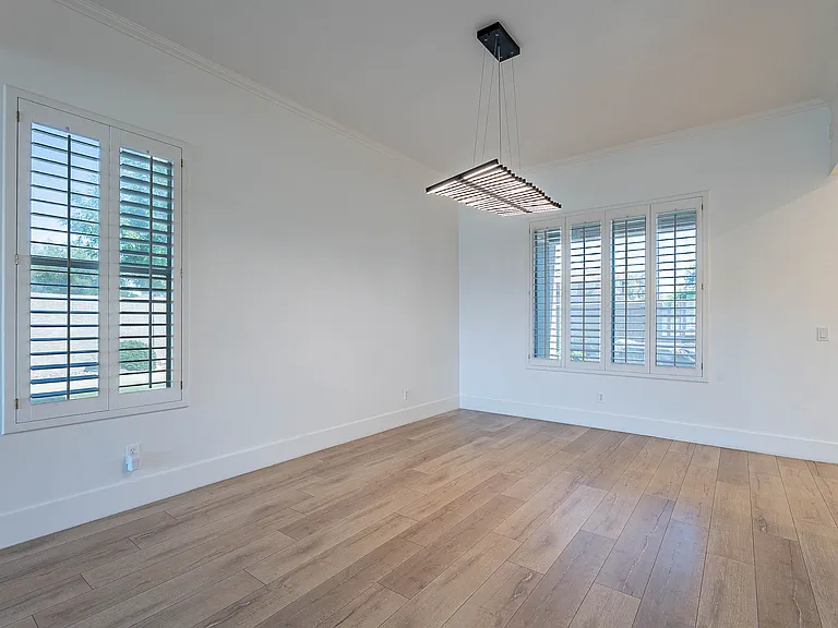 2956 S Birch Ct — Photo 16