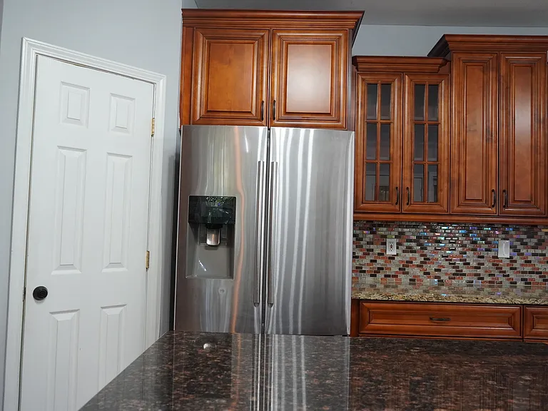 Elmendorf Ln NW — Photo 17