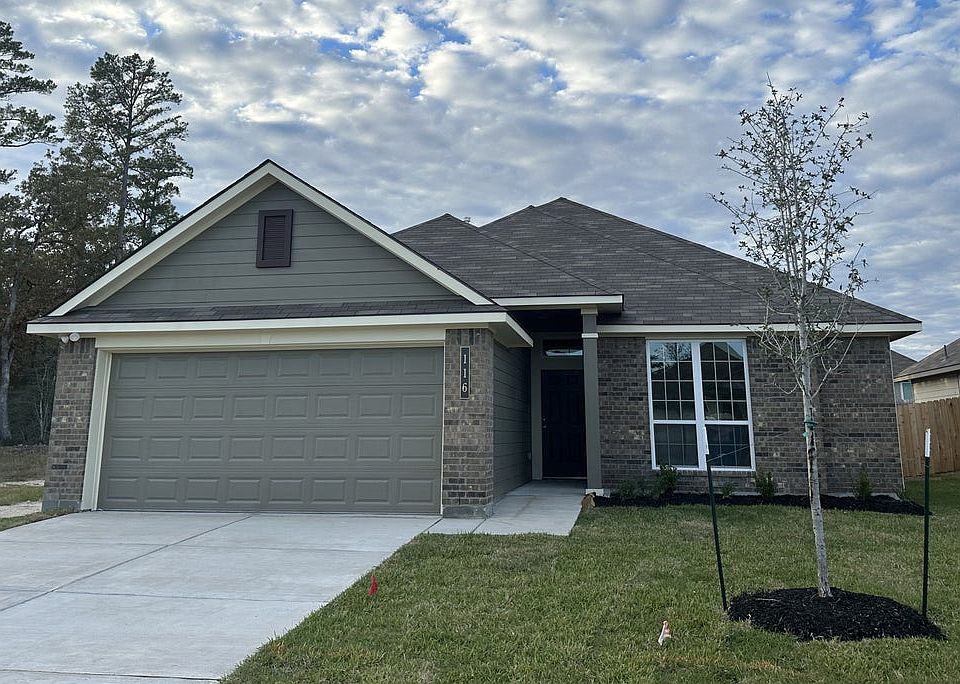 1st image of 116 Laurel Oak Dr