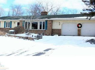 8940 Briarwood Dr, Portland, MI 48875