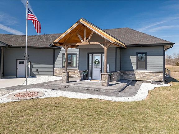 2nd image of 7300 SE 80th Rd