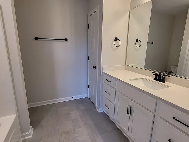 8381 Paramount Point — Photo 16