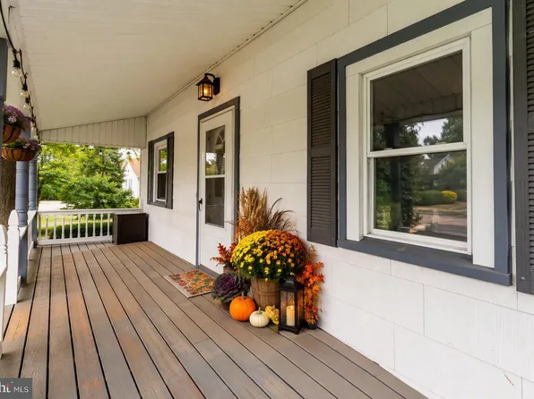 2125 Haverford Rd, Ardmore, PA 19003