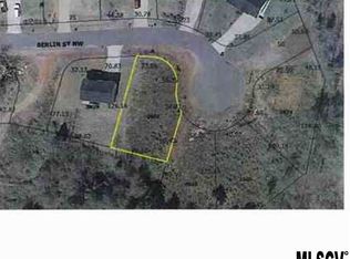 923 Berlin St NW, Conover, NC 28613