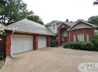 2615 Hidden Ridge Dr, Arlington, TX 76006