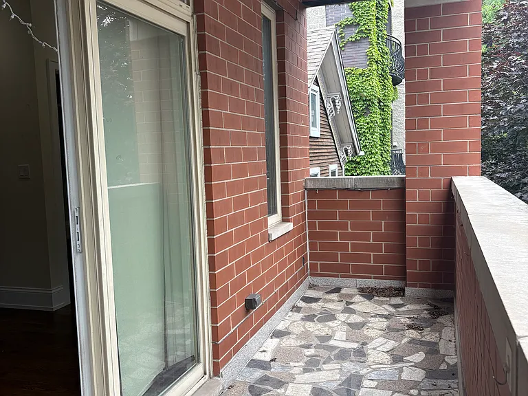 1622 N Bosworth Ave #2 — Photo 10