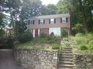 10 Jaeger Ter, Jamaica Plain, MA 02130